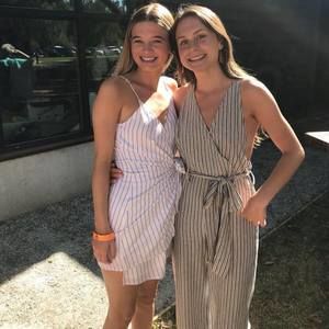 Meet your Posher, Maya